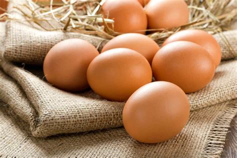 một quả trứng nặng bao nhiêu gam